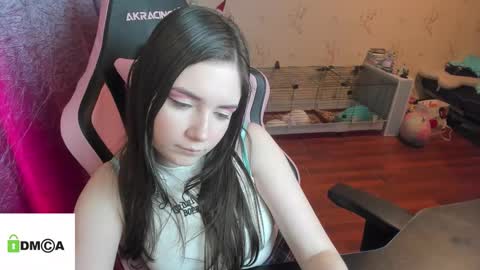 melisanilson online show from February 11, 11:21 pm