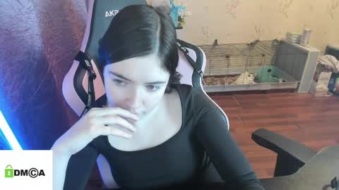 melisanilson online show from May 10, 9:53 pm