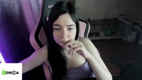 melisanilson online show from May 15, 2:51 am