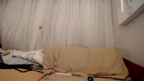 Snapshot of melishanton chatting on May 4, 10:06 pm melishanton online show from May 4, 10:06 pm