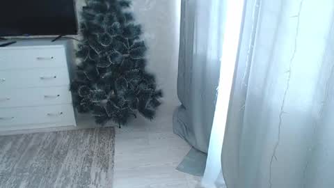 Snapshot of melissa__ray chatting on January 27, 6:41 am Melissa Ray online show from January 27, 6:41 am