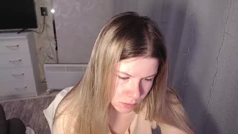 Snapshot of melissa__ray chatting on January 28, 2:32 am Melissa Ray online show from January 28, 2:32 am