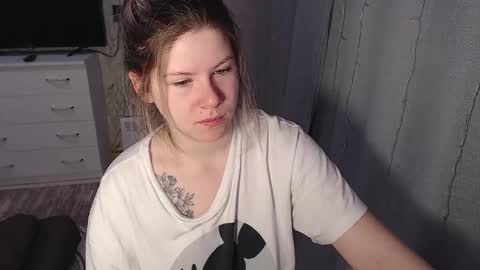 Snapshot of melissa__ray chatting on January 31, 2:15 am Melissa Ray online show from January 31, 2:15 am