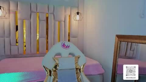 Lissa  online show from December 17, 6:58 pm