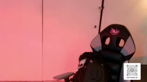 Snapshot of melissa_adamsxxx chatting on May 12, 6:38 pm Lissa online show from May 12, 6:38 pm