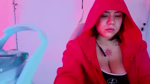 Snapshot of melissa_adamsxxx chatting on July 26, 12:23 pm Lissa online show from July 26, 12:23 pm