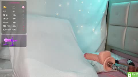 melissa_luu online show from February 17, 9:41 pm