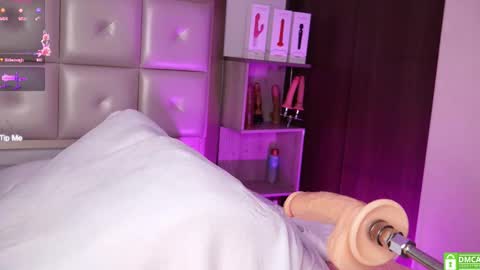 melissa_luu online show from September 22, 10:56 pm