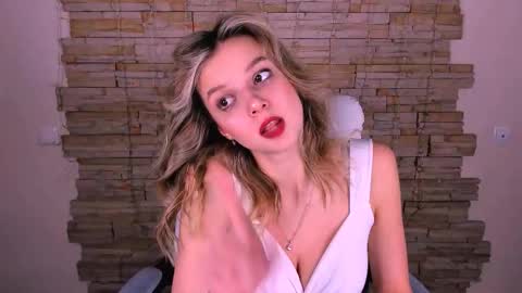 Melissa online show from February 22, 4:51 pm