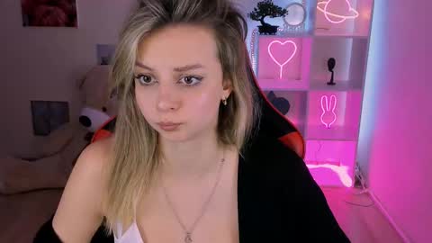 Melissa online show from March 11, 3:37 am