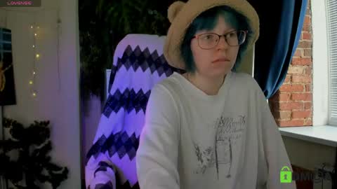 Melissa online show from May 3, 2:12 pm