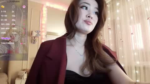 Lisaa online show from February 24, 10:02 am