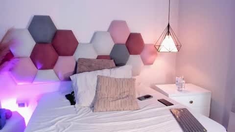 Melissa online show from October 4, 12:30 am