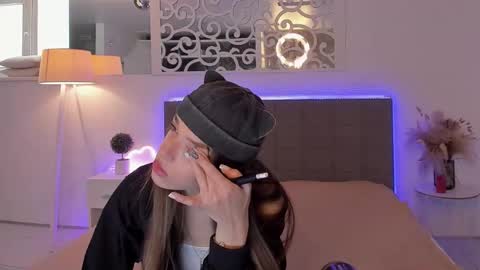 Snapshot of melissacrayzy chatting on May 17, 5:16 am MelissaCrayzy online show from May 17, 5:16 am