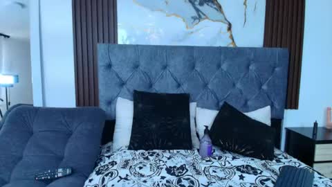 Snapshot of melissah_taylorr chatting on July 10, 6:54 pm melissah taylorr online show from July 10, 6:54 pm