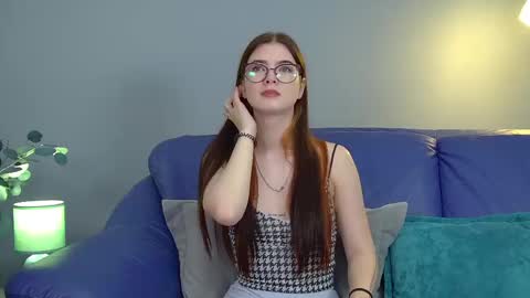 Melissa online show from September 23, 6:22 pm