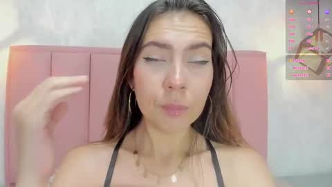 Snapshot of melissarouge chatting on September 30, 12:48 am online show from September 30, 12:48 am