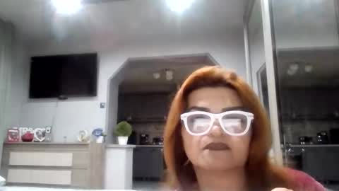 Snapshot of melissashyne chatting on November 16, 1:06 pm Mellisa online show from November 16, 1:06 pm