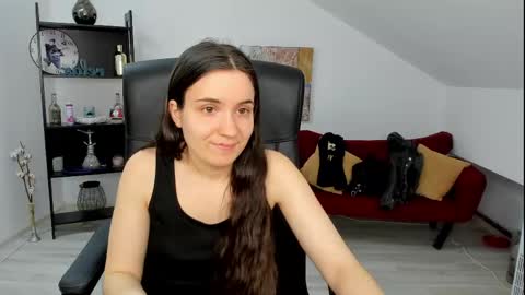Snapshot of melissawiliam chatting on May 8, 10:53 am melissawiliam online show from May 8, 10:53 am