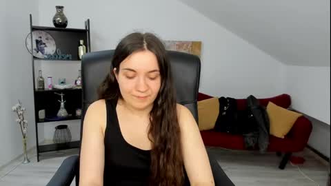 Snapshot of melissawiliam chatting on May 11, 2:45 pm melissawiliam online show from May 11, 2:45 pm