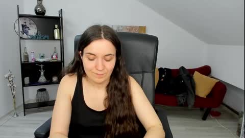 Snapshot of melissawiliam chatting on May 11, 4:04 pm melissawiliam online show from May 11, 4:04 pm