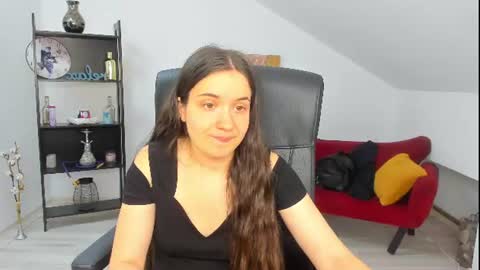 Snapshot of melissawiliam chatting on July 22, 11:02 am melissawiliam online show from July 22, 11:02 am