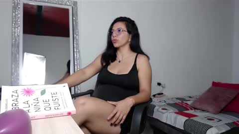 Snapshot of melissazaens chatting on March 12, 10:17 pm melissazaens online show from March 12, 10:17 pm