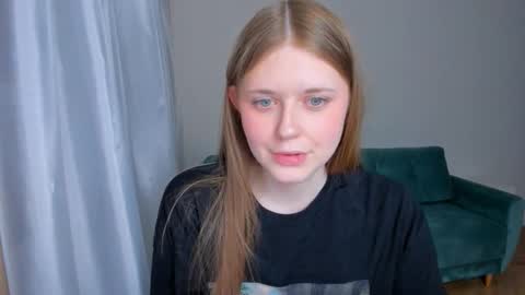 Melissa online show from March 2, 8:37 pm