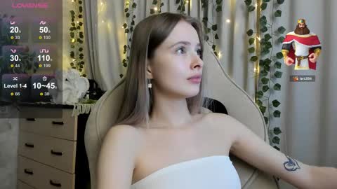 mell milles online show from December 14, 3:28 pm