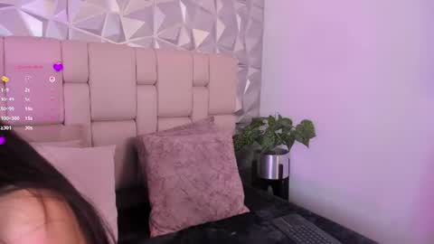 Snapshot of mell_muller chatting on July 31, 12:59 pm Mell online show from July 31, 12:59 pm