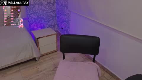 Snapshot of mellani_tay chatting on October 3, 4:09 am Mellani  online show from October 3, 4:09 am