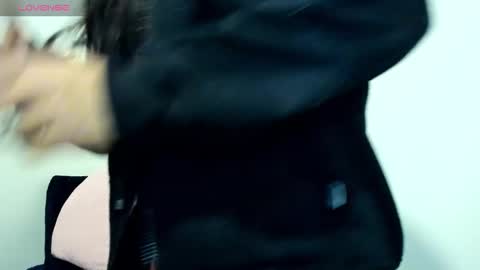 mellanie online show from February 2, 9:30 am