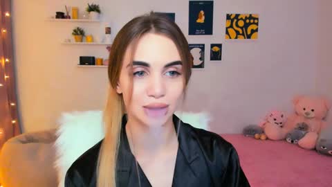 Snapshot of mellifluoustess chatting on January 9, 8:44 pm Tessa online show from January 9, 8:44 pm