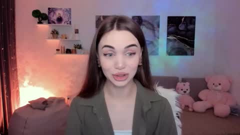 Tessa online show from February 13, 3:57 am