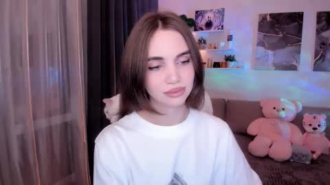 Tessa online show from February 28, 3:40 am