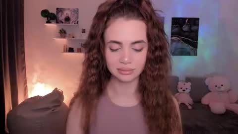 Tessa online show from July 26, 5:04 am