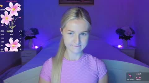 Snapshot of mellina_tey chatting on October 31, 9:27 pm Mellina online show from October 31, 9:27 pm
