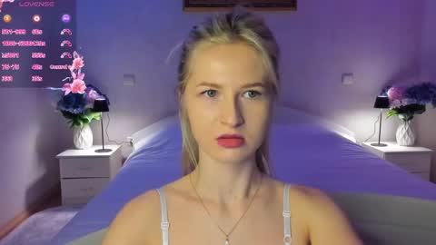 Mellina online show from January 15, 8:45 pm