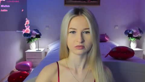 Mellina online show from February 14, 8:05 pm