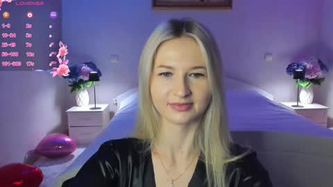Mellina online show from February 17, 8:26 pm