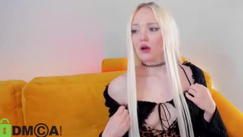 Mellisa Louis online show from February 16, 1:07 pm