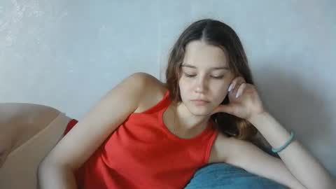 Snapshot of mellisamaxwell chatting on June 18, 7:41 am Mellisa online show from June 18, 7:41 am
