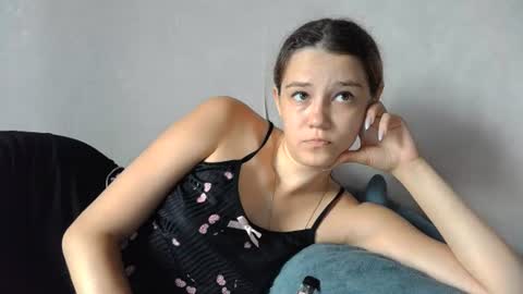 Snapshot of mellisamaxwell chatting on July 7, 6:47 am Mellisa online show from July 7, 6:47 am