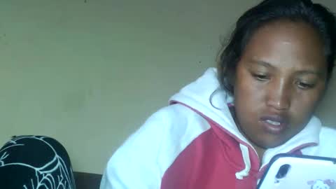 Snapshot of mellissia02 chatting on October 30, 2:57 am mellissa online show from October 30, 2:57 am