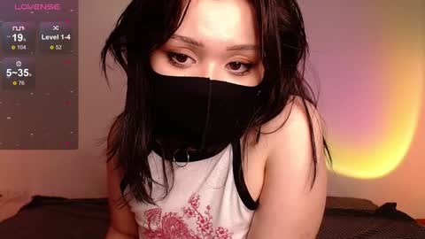 Mel online show from December 6, 1:11 pm