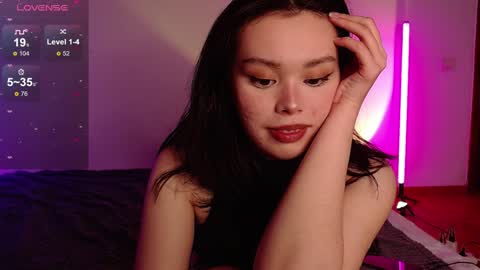 Mel online show from December 18, 6:14 pm