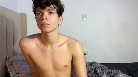 Melo online show from December 6, 11:44 am