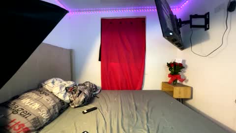 Melo online show from September 17, 9:27 pm