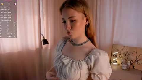 melodievejar online show from June 26, 4:28 am