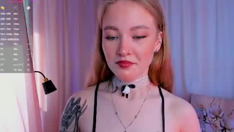 melodievejar online show from July 6, 4:20 am